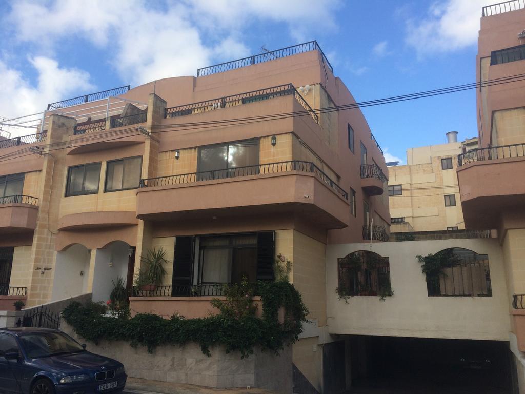 Swieqi Semi Detached Maisonette St. Julian's Exterior foto