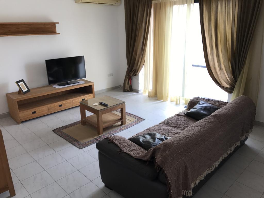 Swieqi Semi Detached Maisonette St. Julian's Exterior foto