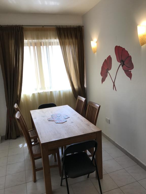 Swieqi Semi Detached Maisonette St. Julian's Exterior foto